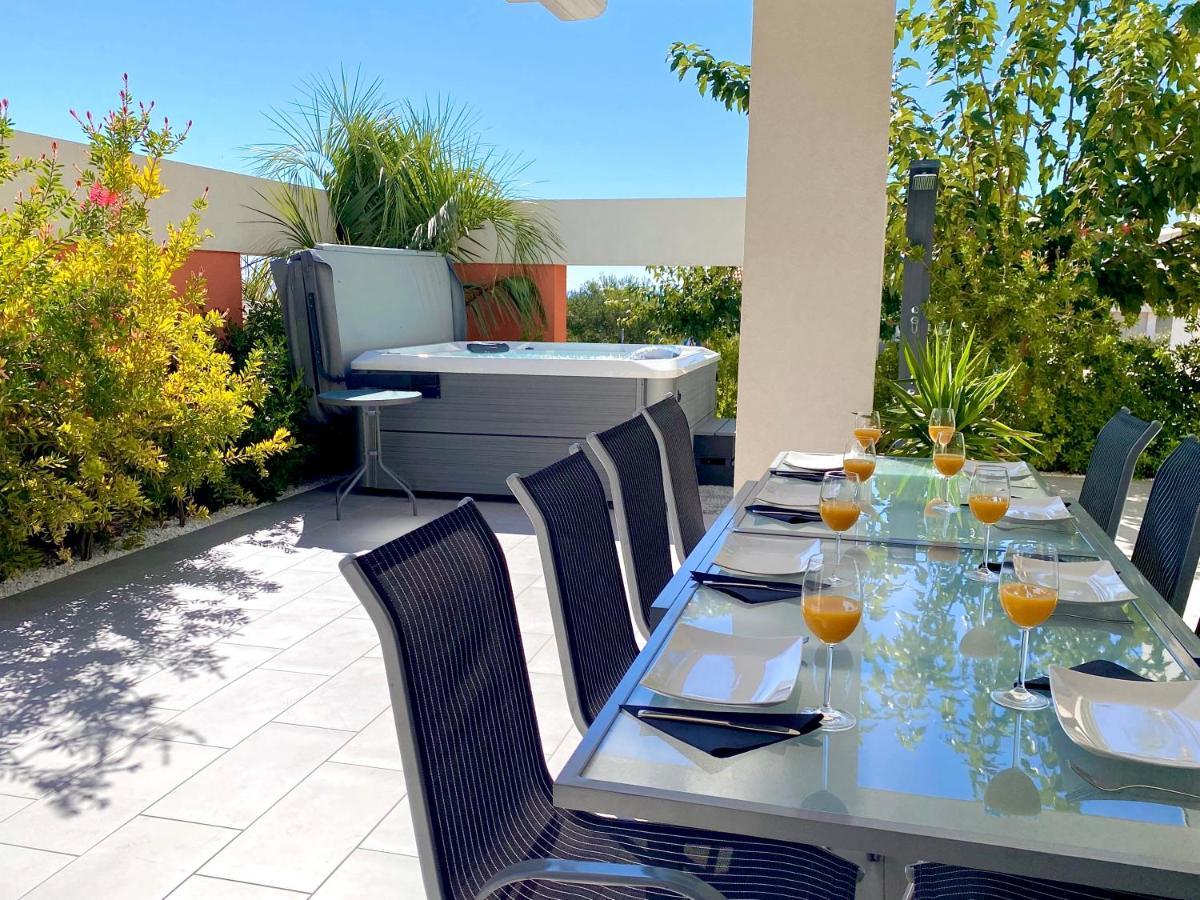 Villa Fantasy View *